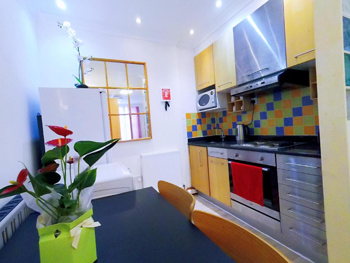 דירות לונדון Flat 1 At 6 Taunton Mews מראה חיצוני תמונה